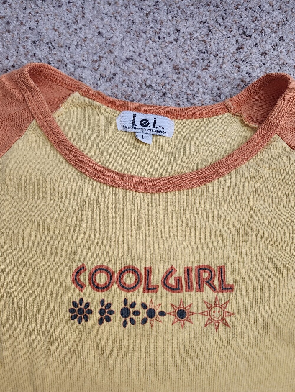 L.e.i Cool Girl Y2k Shirt - Picture 2 of 9